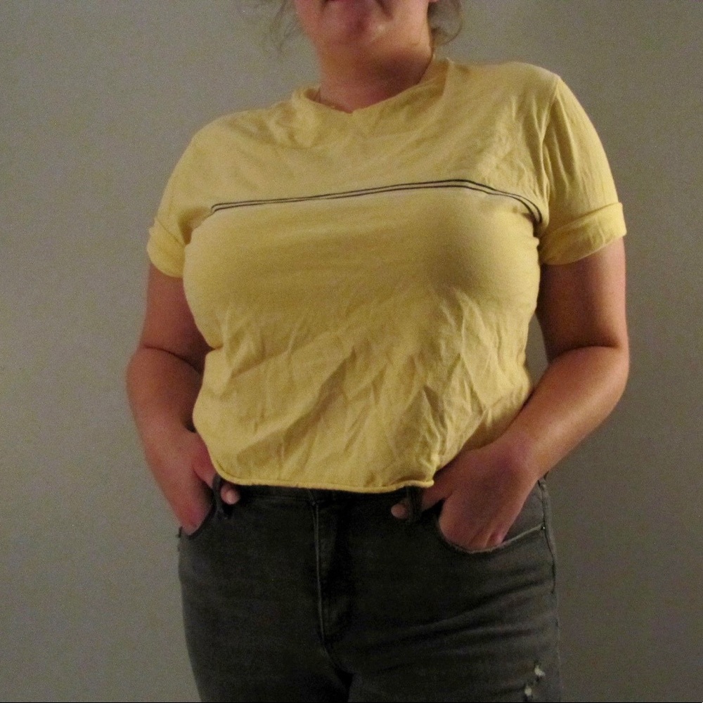 thrifted self-made crop top 🍋